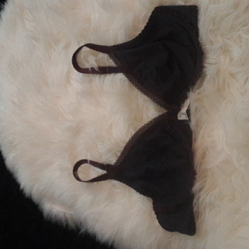 Huit bra 36C